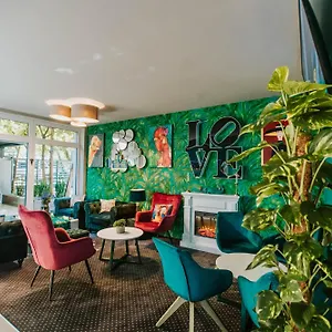 Arena Deluxe & , Szeged Magyarország